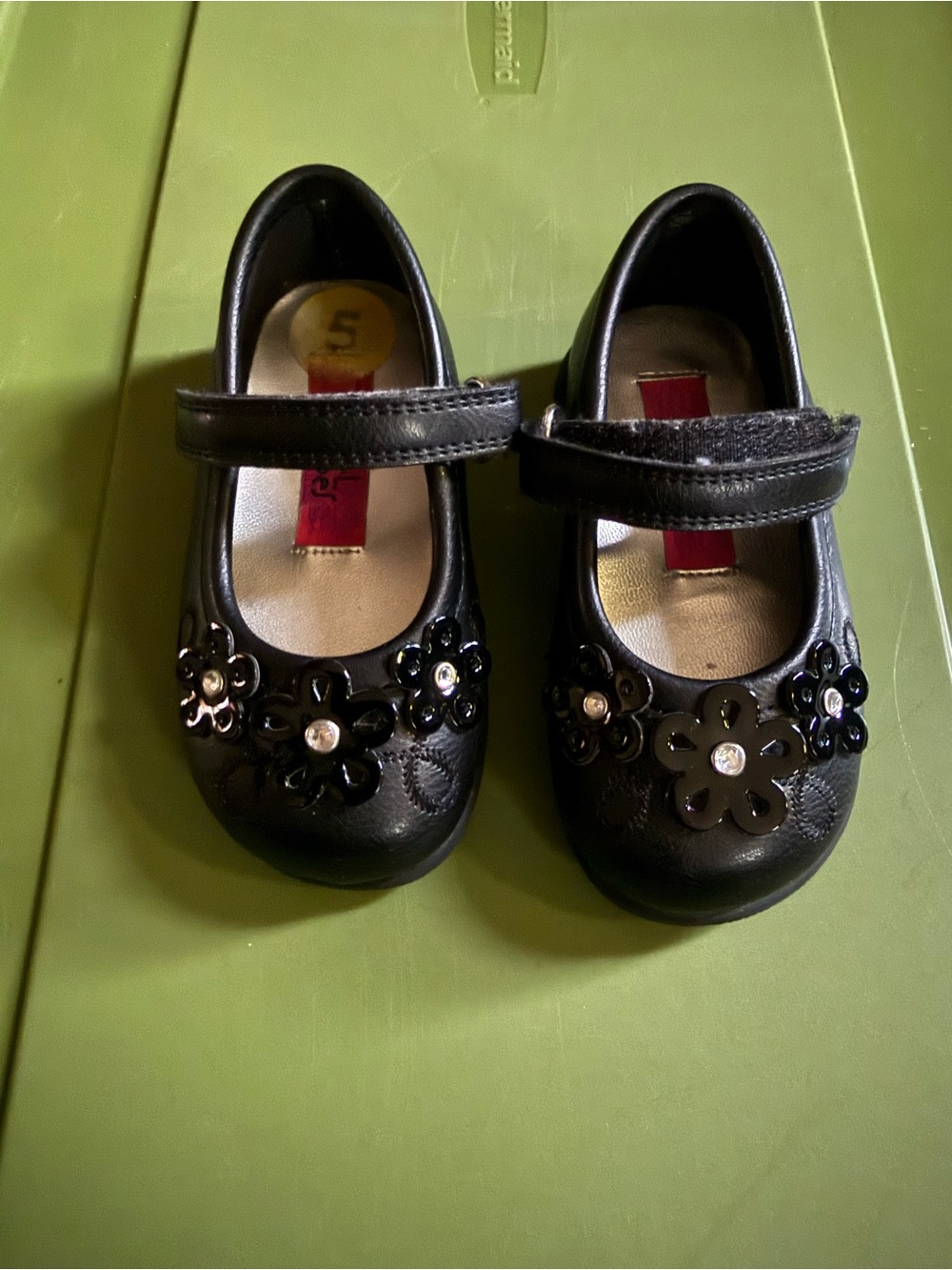 Rachel Zoe Black Girls Mary Jane Shoes with Flower Embellishments